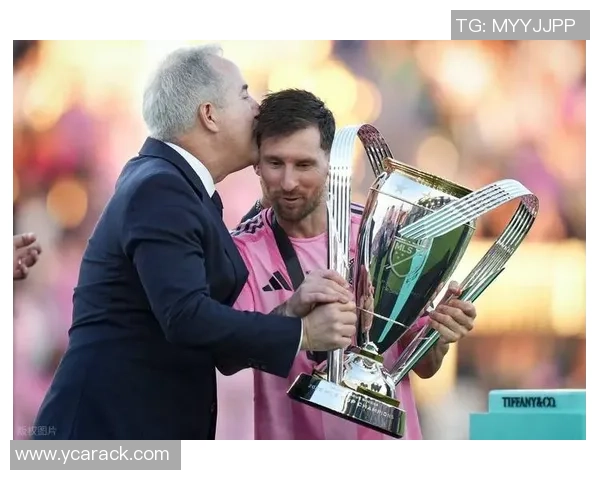 足球史上十大传奇球星排名表震撼发布见证绿茵场巅峰辉煌时刻