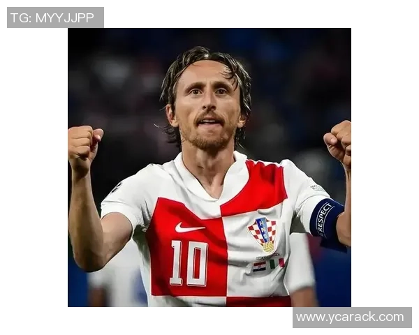 足球巨星伤情加重拄拐现身球场背后隐藏的康复之路与挑战